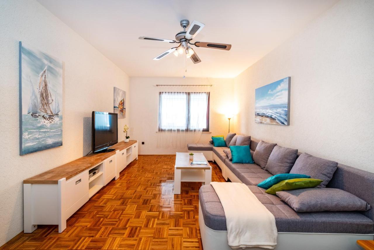 Summer Vibes Apartment *